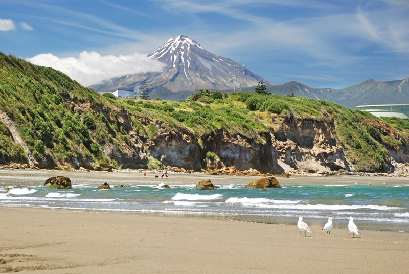 Moving Overseas – 3 Things To Consider When Moving To New Zealand Moving Overseas - 3 Things To Consider When Moving To New Zealand